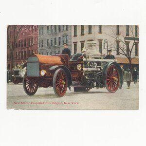Early Motor Propelled Fire Engine in New York - Postcard circa 1910 NYFD NYC